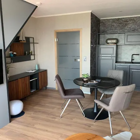 Seaside-hohenzollernstr-30-wohnung-302 *